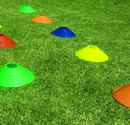 juguete de plástico para brincar con pelota